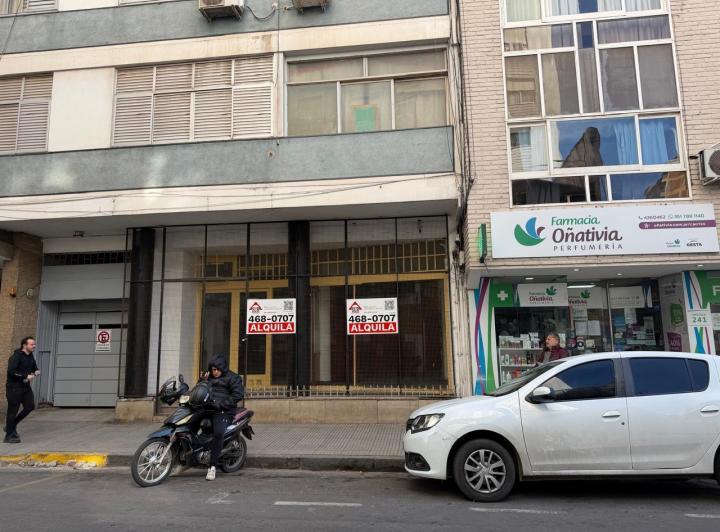 Local comercial · 144m² · 5 Ambientes