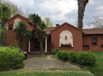 Casa de 4 ambientes, Pilar · Hermosa Casa en Barrio Privado Los Quinchos Pilar