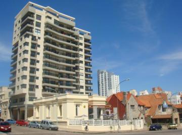 Frente Edificio Neptuno 31 · Departamento - La Perla Sur