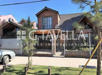 TAV-TAV-5987_2 · Venta Casa 5 Amb. C/ Parque, Pileta, Parque Leloir, Ituzaingo