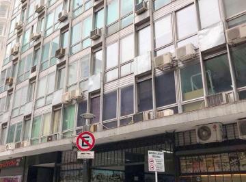 Oficina comercial de 1 ambiente, Centro / Microcentro · Maipú 400 Entre Lavalle y Av Corrientes Oficina en Venta. 22 m². 2 Baños en El Piso Seguridad 24 Hs