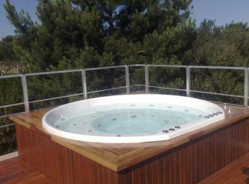 Casa de 3 ambientes, Mar Azul · Chalet 3 Amb en Venta