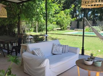 Casa de 4 ambientes, Tigre · Barrio San Marco Enero y Fiestas (Navidad y Año Nuevo)