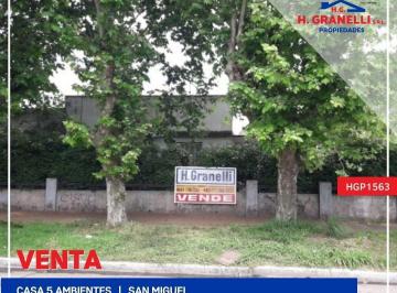 HGP-HGP-1563_2 · Casa 5 Ambientes. | Zuviria Al 1500