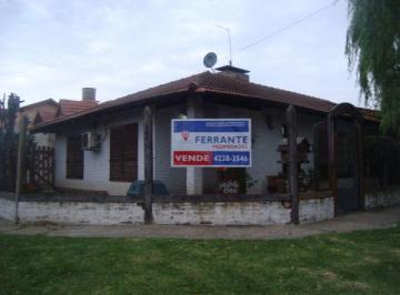 Casa de 5 ambientes, Almirante Brown · Venta de Casa en Burzaco: 3 Dorm. Cochera + Departamento
