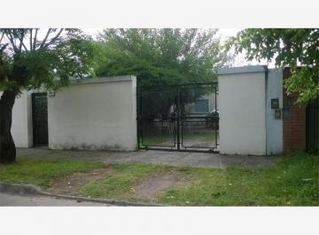 Casa de 3 ambientes, Morón · Casa en Venta en Castelar Sur