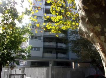 Departamento de 3 ambientes, Quilmes · Departamento de Tres Ambientes con Cochera. Quilmes Centro.