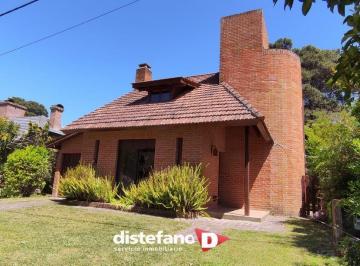 DIT-DT1-4499_2 · Casa 3 Dorm.. | del Libertador Sur, Avda. 1416