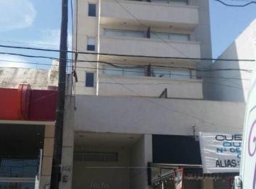 Departamento de 2 ambientes, Morón · Castelar Centro - Depto 2 Amb en Edificio Categoria (Jochy Iv) Nuevo Valor!
