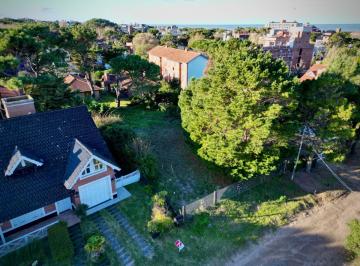 Terreno , Valeria del Mar · Vendo Lote Multifamiliar en Valeria del Mar a 100 m del Mar y de Carilo