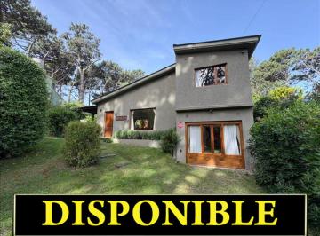 Casa de 4 ambientes, Valeria del Mar · Alquilo Coqueto Chalet Reciclado a 300 m del Mar