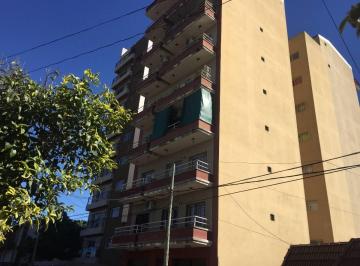 Frente · Oportunidad - Excelente Duplex en Edificio
