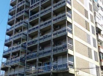 Departamento de 4 ambientes, Rosario · Zeballos y Mitre - Macrocentro