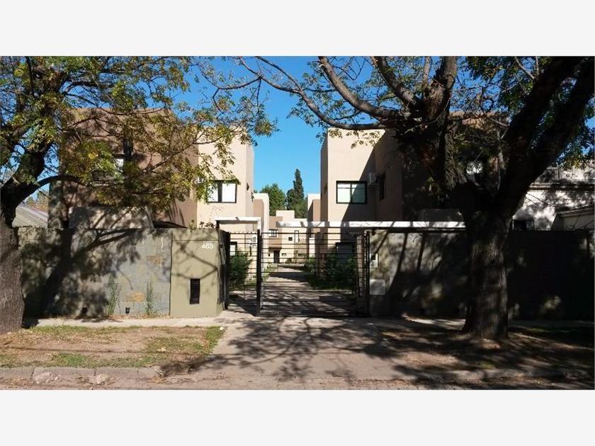 Dorrego 488, José Mármol, Almirante Brown