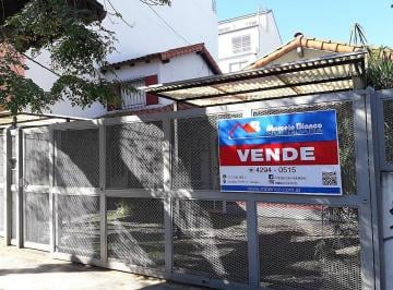 Casa · 120m² · 3 Ambientes · 2 Cocheras · Casa con 500 m² de Terreno y 2 Dorm. en Venta en Adrog