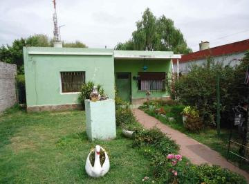 Casa · 120m² · 4 Ambientes · 1 Cochera · Casa en Venta en Ituzaingo Sur