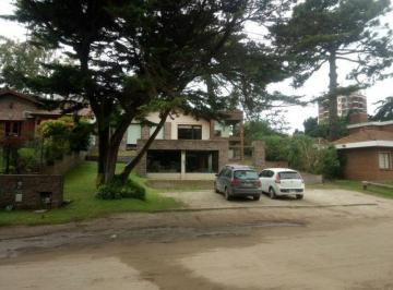 GIA-GI1-434_2 · Retasada! Oportunidad Casa 5 Ambientes Excelente Zona!