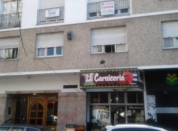 Departamento de 3 ambientes, Quilmes · Tres Ambientes en Quilmes Centro.