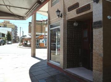 Departamento de 2 ambientes, San Clemente del Tuyú · Departamento 2 Ambientes Sobre Peatonal