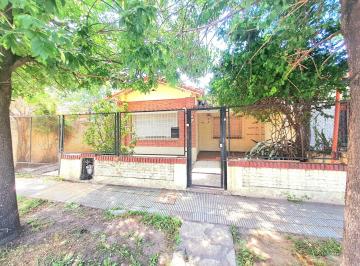 Casa de 3 ambientes, Ituzaingó · Chalet en Venta en Ituzaingo Norte