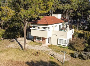 Casa · 202m² · 6 Ambientes · 1 Cochera · Poseidón 328 - 6 Ambientes - Pinamar Norte - Pared Doble Muro