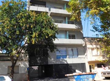Imagen 1 - Departamento de un dormitorio con balcón a la calle.  - · Departamento de un Dormitorio con Balcón a La Calle.