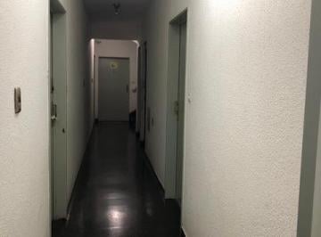 Departamento 57m² Alquiler · V. Urquiza 1 Amb Bcon Tza Cochera $500.000