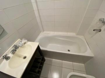 Departamento 57m² Alquiler · V. Urquiza 1 Amb Bcon Tza Cochera $500.000