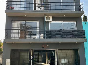 Departamento de 2 ambientes, Lomas de Zamora · Darragueira 531 1° a - Banfield Oeste / Muy Lindo Depto de 2 Amb Frente