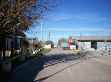 Bodega-Galpón · 6200m² · Complejo Industrial Cerrado a La Venta con Renta