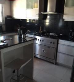 Casa de 4 ambientes, Lomas de Zamora · Casa en Planta, en Planta Baja Galpón y Casa a Terminar Escucha Propuesta