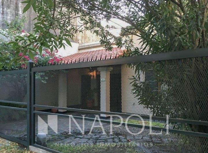 Casa · 180m² · 5 Ambientes