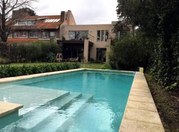 Casa de 5 ambientes, San Isidro · Casa en San Isidro