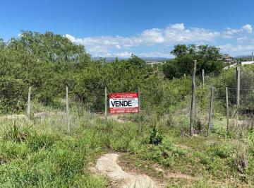 Terreno · 1m² · En Venta Terreno en Siquiman Bº Mojarras a 200 Ms del Rio Mallin con Vista a Las Sierras Ref: 877