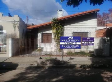 Casa · 150m² · 4 Ambientes · 1 Cochera · Casa Venta Castelar