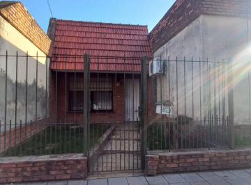 Casa de 3 ambientes, Lomas de Zamora · Palacios 594 Esq Pintos