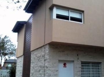 Departamento de 4 ambientes, Esteban Echeverría · Duplex en Venta en Monte Grande - Apto Credito