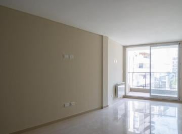 Imagen 1 - Departamento amplio de 2 dormitorios con patio exclusivo, balcón y amenities. Posibilidad cochera. - · Departamento Amplio de 2 Dorm. con Patio Exclusivo, Balcón y Amenities. Posibilidad Cochera.