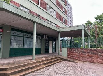 Local comercial · 3m² · Locales - a La Calle - Villa Urquiza, Capital Federal