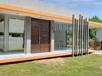 Casa de 3 ambientes, General Rodríguez · Hermosa Casa en Barrio El Nacional