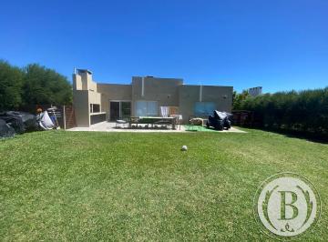 Casa de 4 ambientes, Tigre · Bustamante Prop San Gabriel 8299 Casa Venta Villanueva Tigre