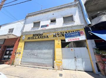 Local comercial · 216m² · 3 Ambientes · 1 Cochera · Local Galpón Depto/casa 3 Amb - Avellaneda