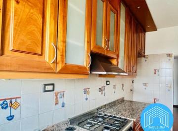 Departamento · 85m² · 3 Ambientes · Departamento 3 Amb. Céntrico Ramos Mejía. Apto Profesional.