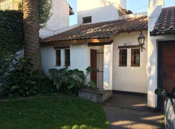 Casa · 170m² · 5 Ambientes · 1 Cochera · Chalet en Venta en Ituzaingo Norte