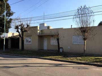 Casa · 90m² · 4 Ambientes · 1 Cochera · Casa - San Bernardo (Lujan)