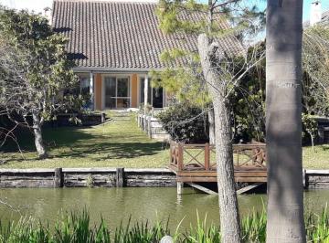 Casa de 6 ambientes, Tigre · Excelente Casa Al Agua en Barrancas del Lago