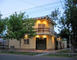 Casa · 310m² · 3 Ambientes · Casas - Duplex - San Rafael