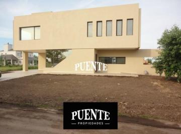 Casa · 275m² · 4 Ambientes · Casa en San Eliseo Golf & Country