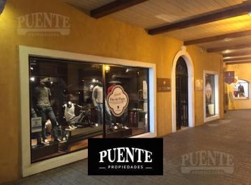 Local comercial · 164m² · Local en Inmejorable Ubicación Dentro de Plaza Canning