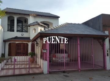 Casa · 203m² · 5 Ambientes · 2 Cocheras · Casa - Temperley Este